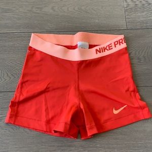 Nike Pro Dri-Fit shorts size M exercise